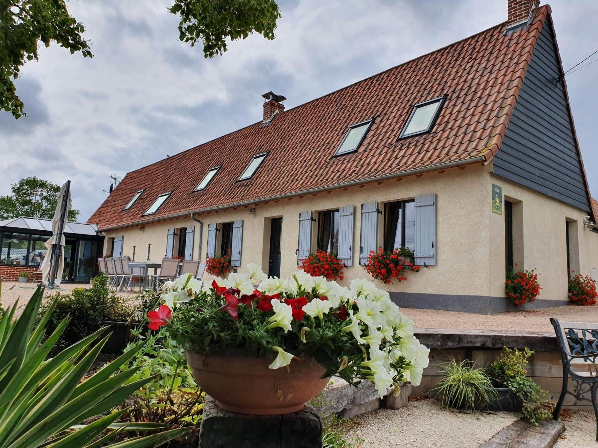 Au Chemin Du Paradis Gite De 10 Personnes 4 Etoiles Saint-Martin-Lez-Tatinghem Buitenkant foto